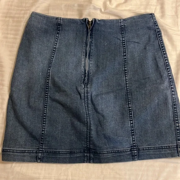 Free people denim mini skirt - Picture 3 of 3